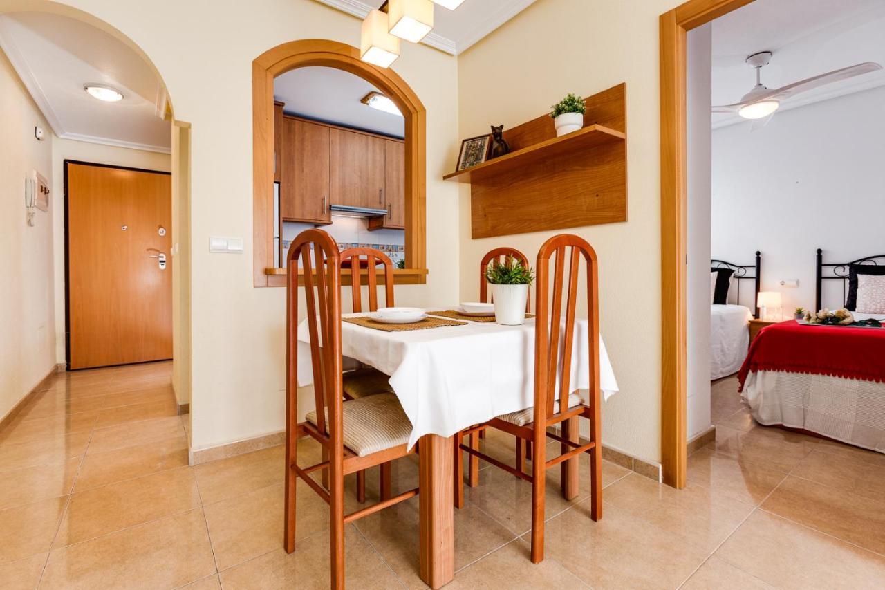 Sunny Casita, Torrevieja, Modern 2 Bed Top Floor Apartment Exteriör bild