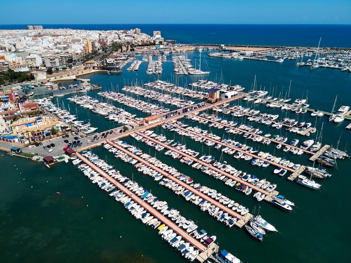 Sunny Casita, Torrevieja, Modern 2 Bed Top Floor Apartment Exteriör bild